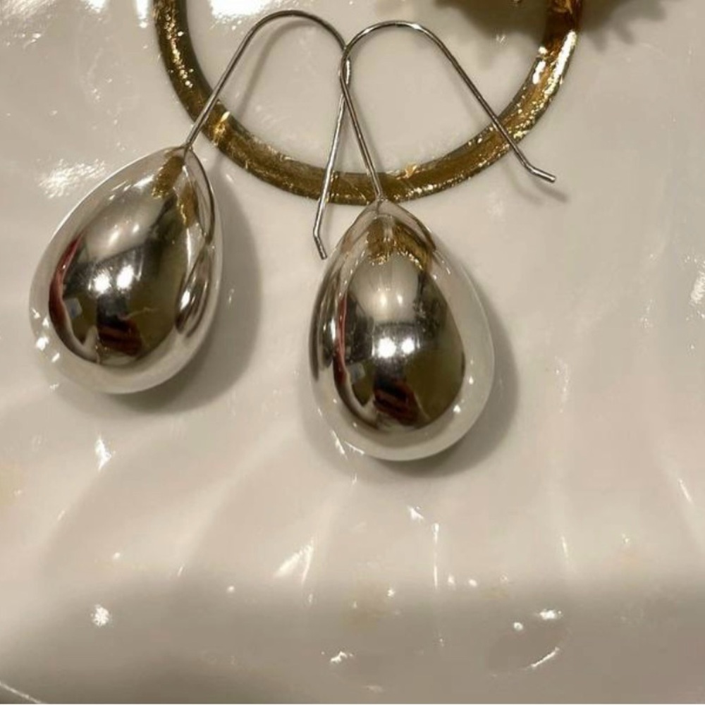 Silver drops earrings